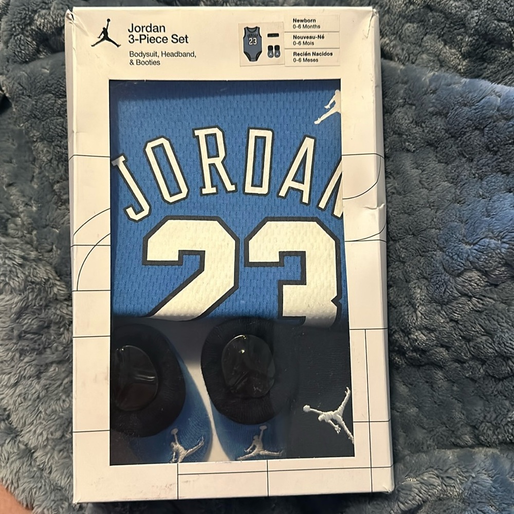 Baby Jordan 3 piece set